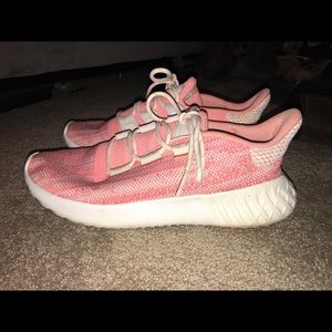 Adidas tennis shoes